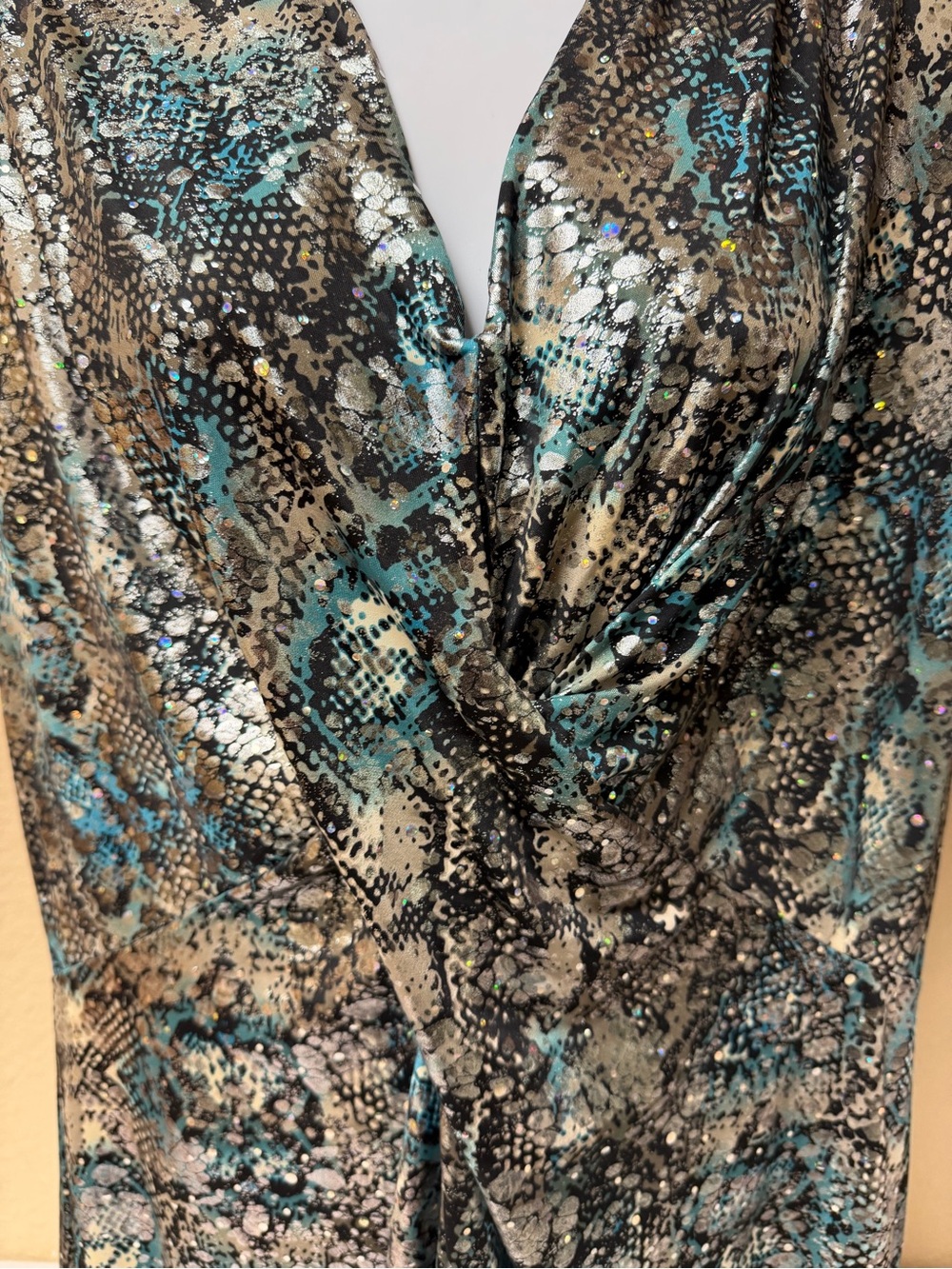 4/$20 dressbarn Teal, Black & Silver Metallic Snake-Print Short Sleeve Blouse - Picture 3 of 7